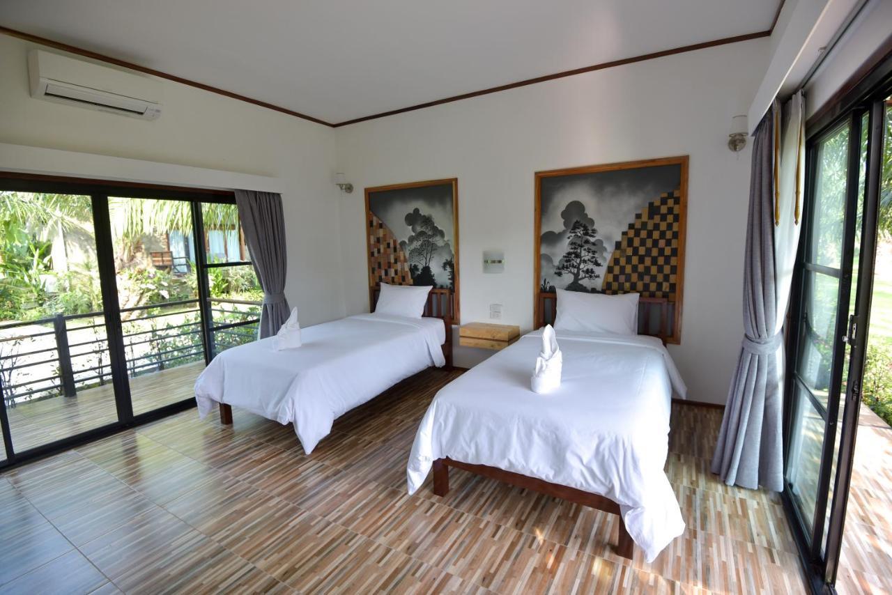 Palm Pran Resort Pran Buri Exterior photo